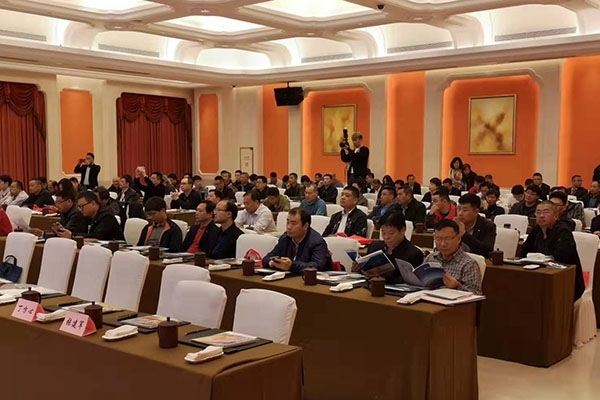 創(chuàng)想光譜儀器在常州中頻爐技術(shù)培訓班展示 創(chuàng)想光譜儀器在常州中頻爐技術(shù)培訓班展示